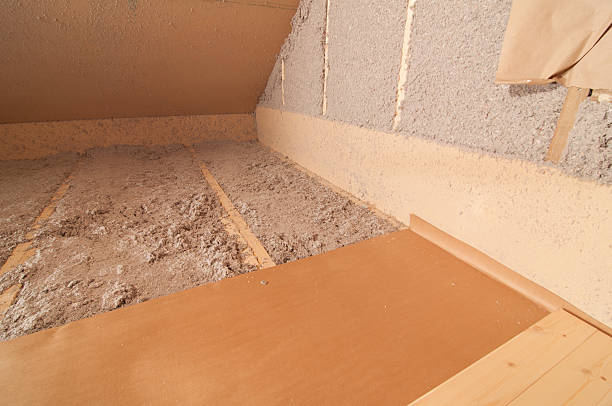 Best Spray Foam Insulation in Roslyn Estates, NY
